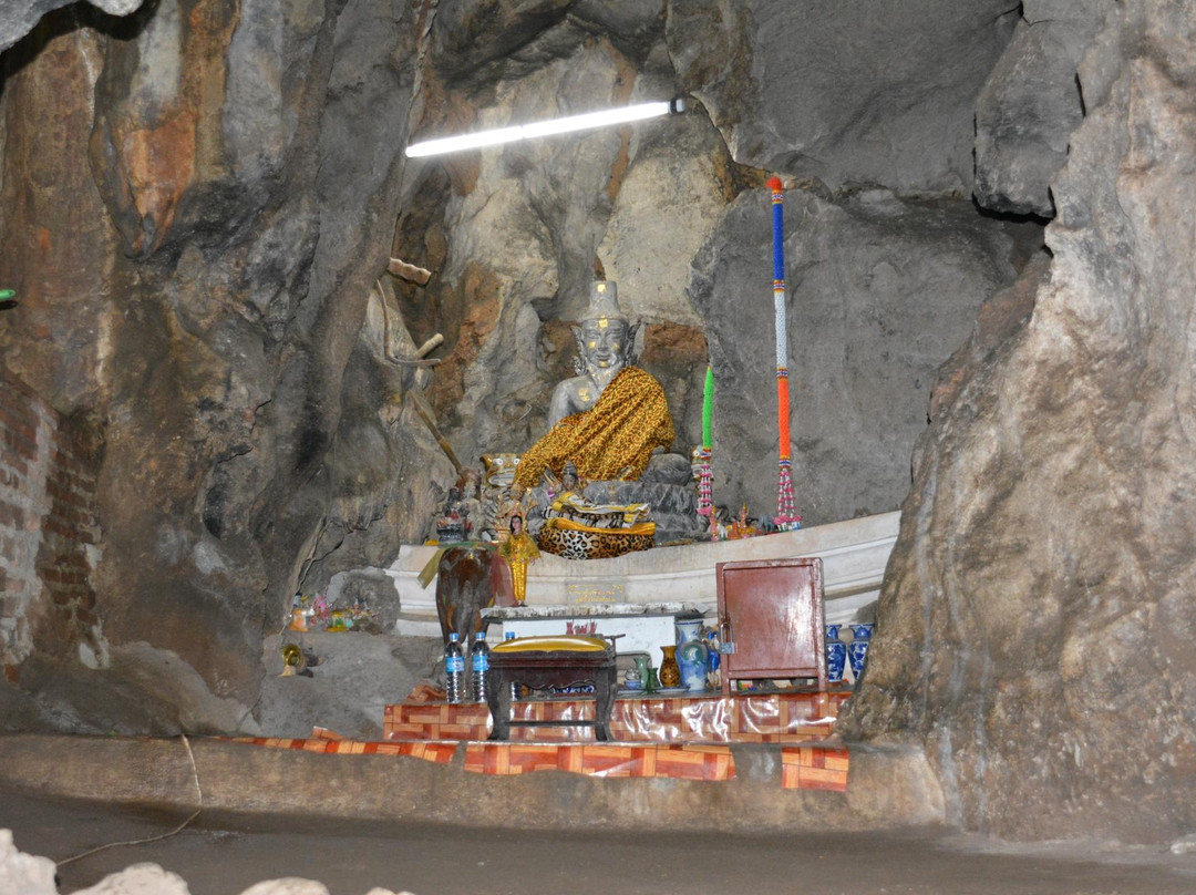 Tham Khao Luang Cave景点图片