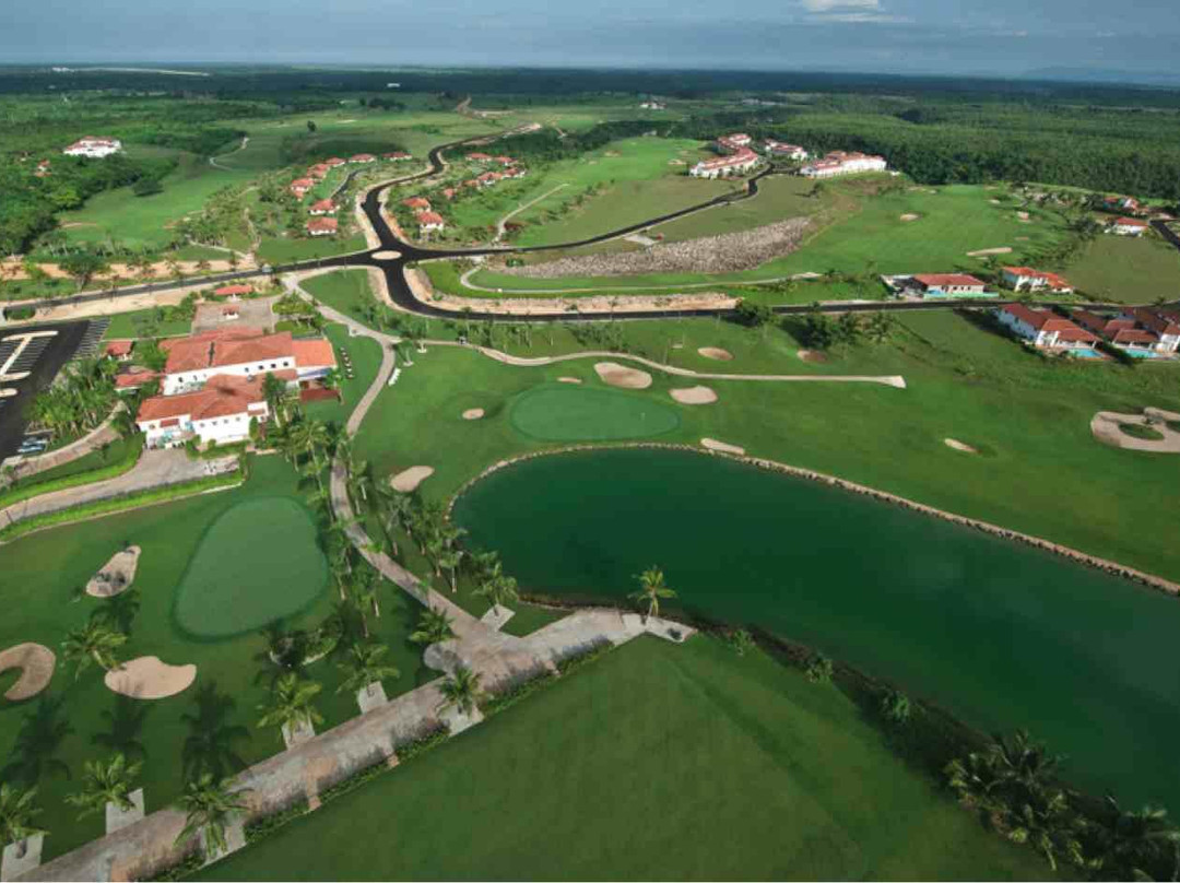 La Estancia Golf Resort-拉罗马纳必去景点