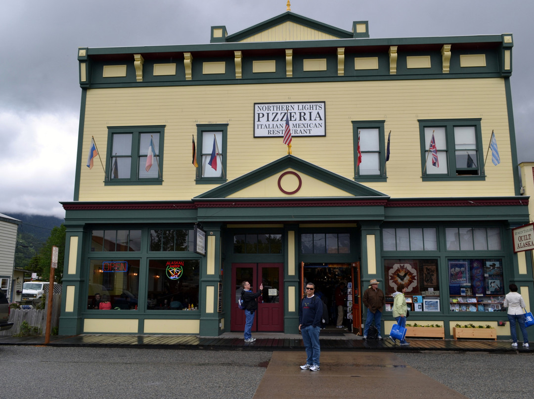 NORTHERN LIGHTS PIZZA