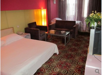 华林大酒店主图