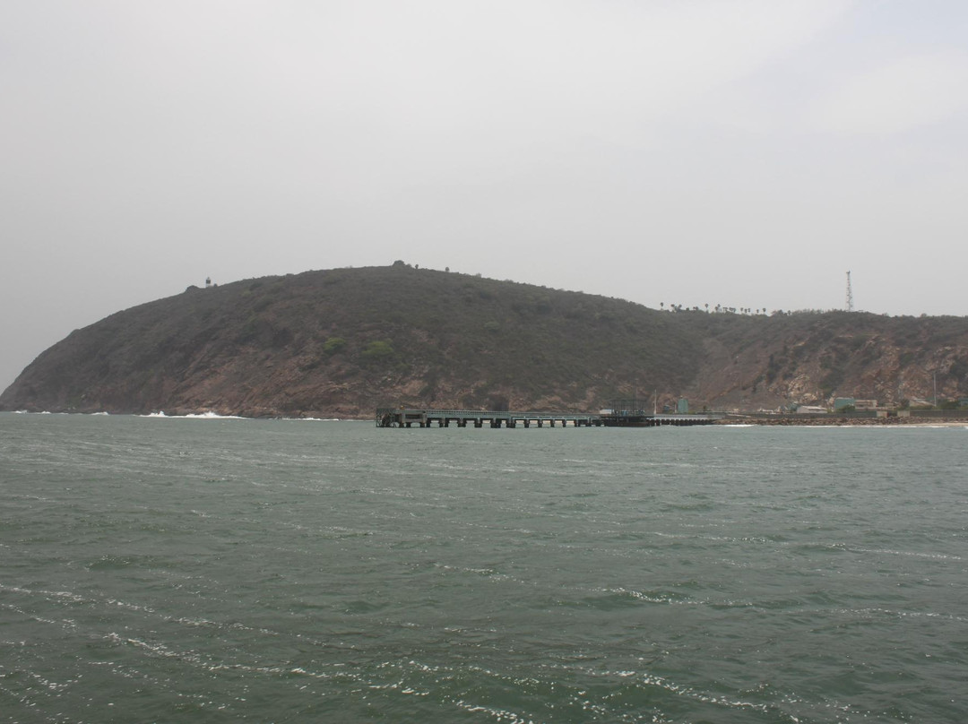 Dolphin's Nose景点图片