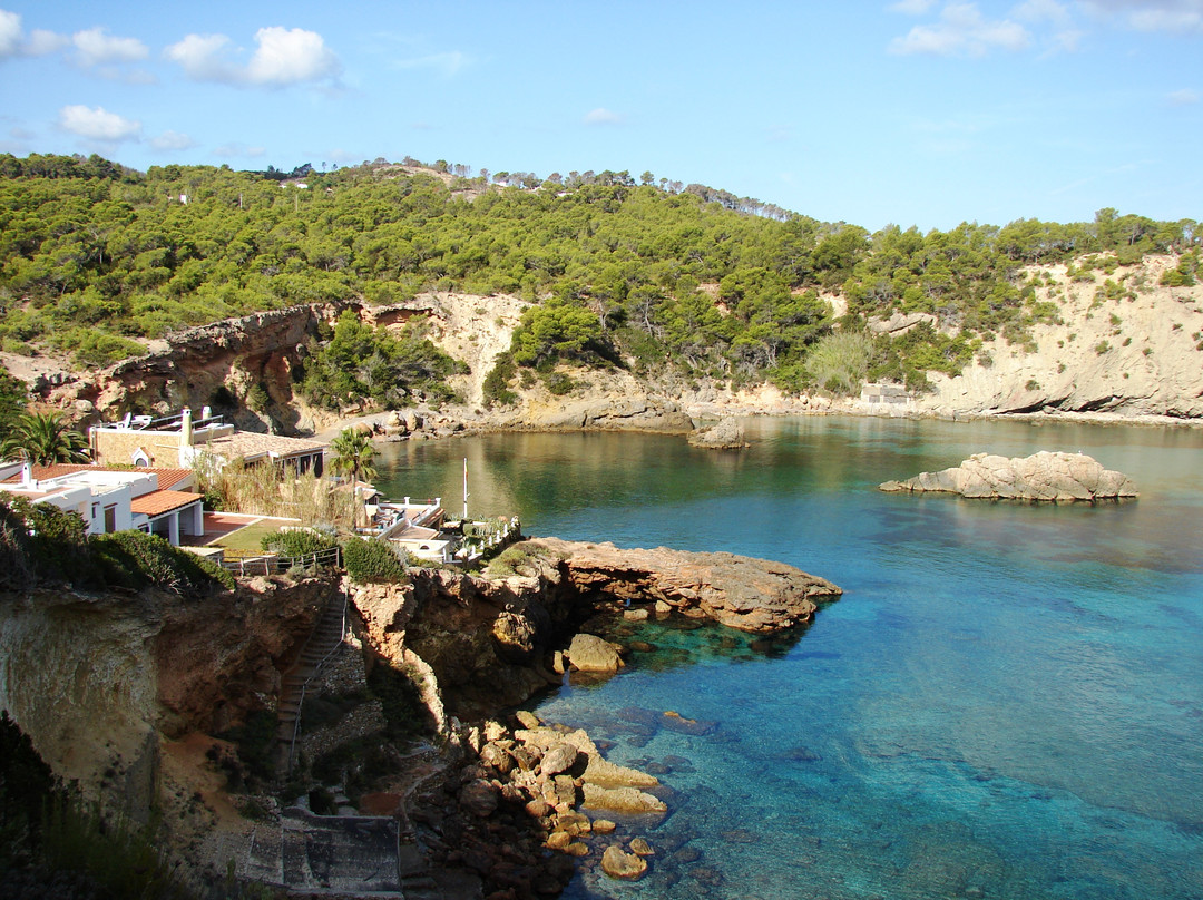 Cala Xarraca景点图片