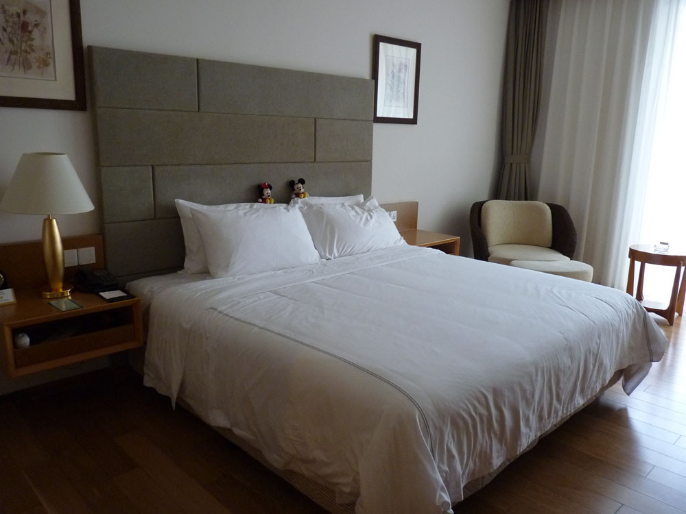 三亚明申高尔夫度假酒店（鹿回头风景区店）主图