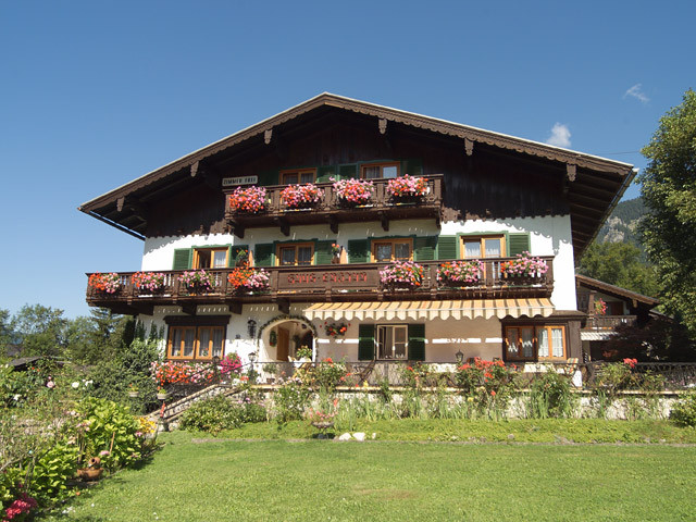 Sankt Wolfgang im Salzkammergut酒店住宿-龙胆膳食公寓酒店