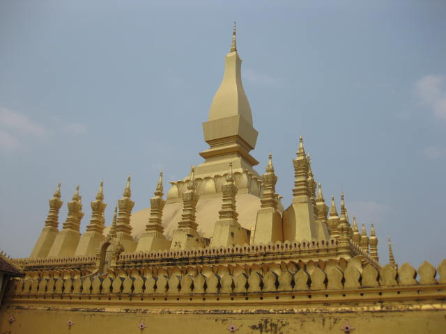 塔銮寺 (Pha That Luang)-万象必去景点
