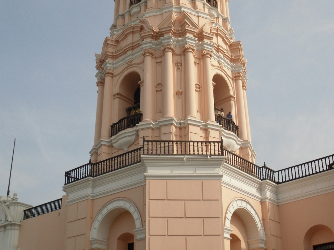 Basilica y Monasterio de Santo Domingo-利马必去景点