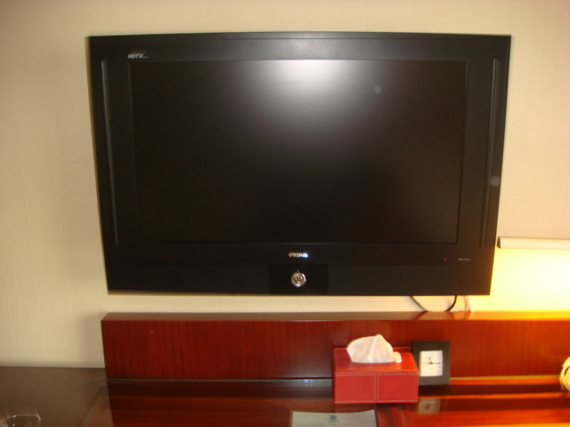 君亭湖滨酒店主图