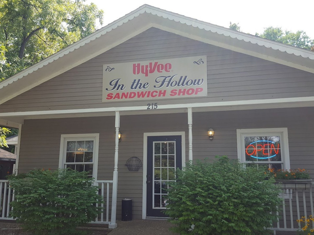 New London餐馆和美食-Cave Hollow Sandwich Shop