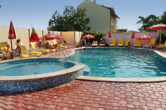 Osenovo酒店住宿-Sirena Hotel