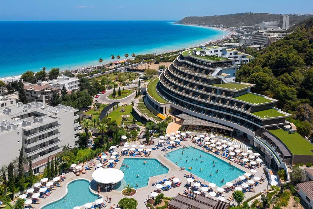 Olympic Palace Resort Hotel & Convention Center主图
