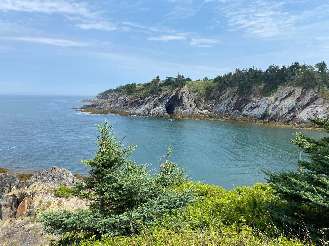 Smuggler's Cove Provincial Park景点图片