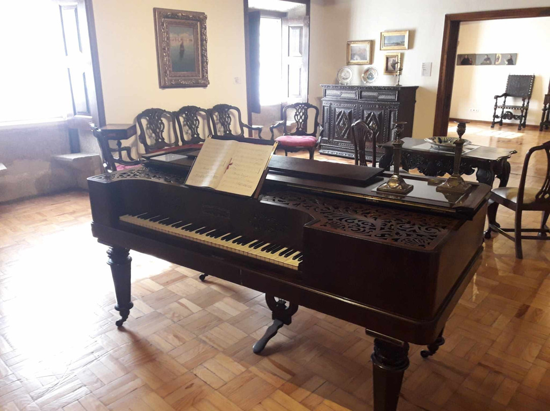 Museu Almeida Moreira-维塞乌必去景点