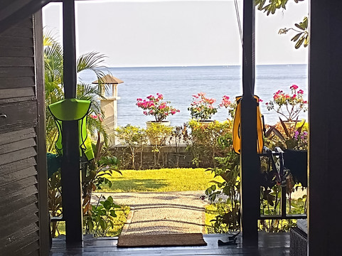 肯巴厘海滩简易别墅酒店主图