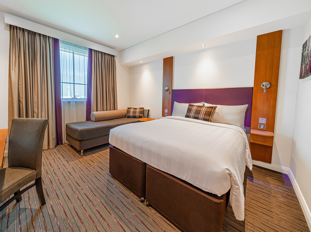 迪拜矽谷绿洲普瑞米尔酒店主图