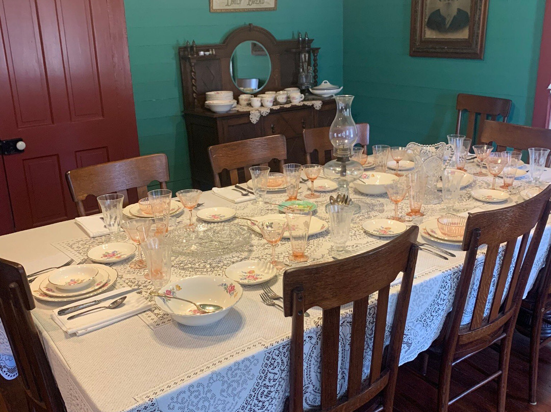 Opal Lawrence Historical Park-梅斯基特必去景点