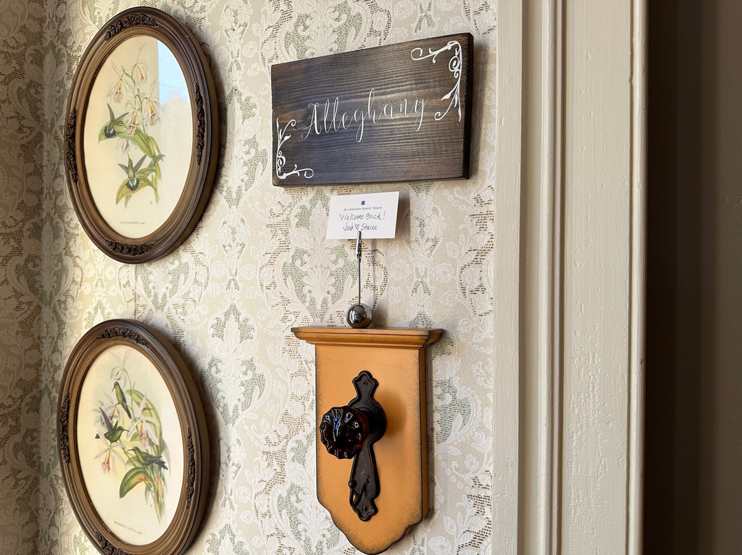 The Hummingbird Inn主图