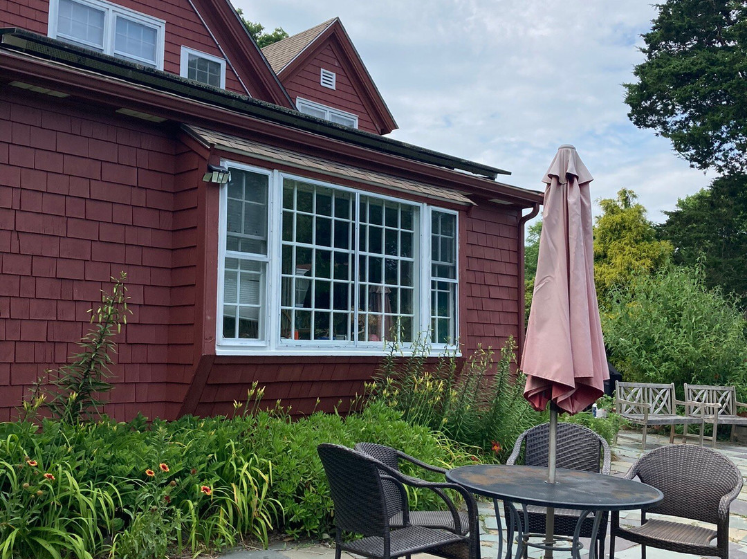 Woods Hole Passage Inn主图