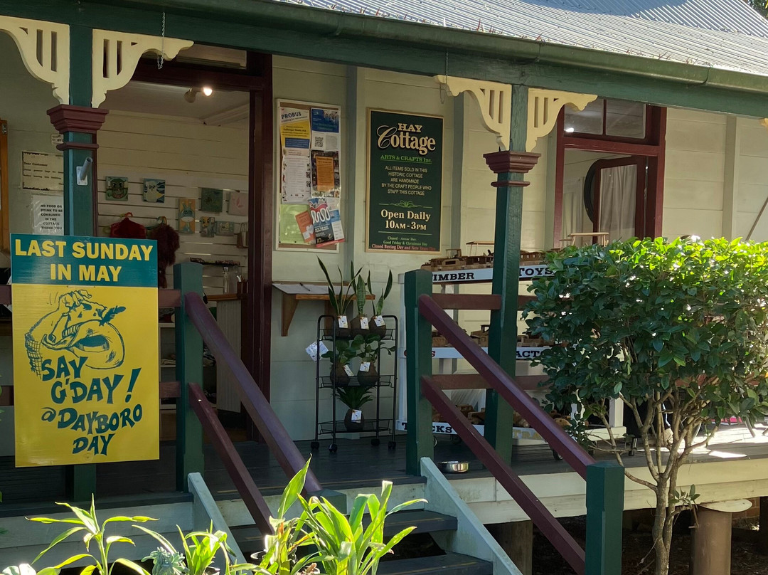 Hay Cottage Arts & Crafts