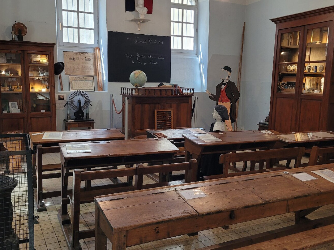 Musée De L'école景点图片