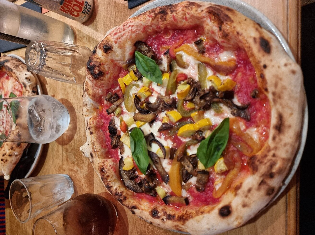 Top Joe's Townhouse主图