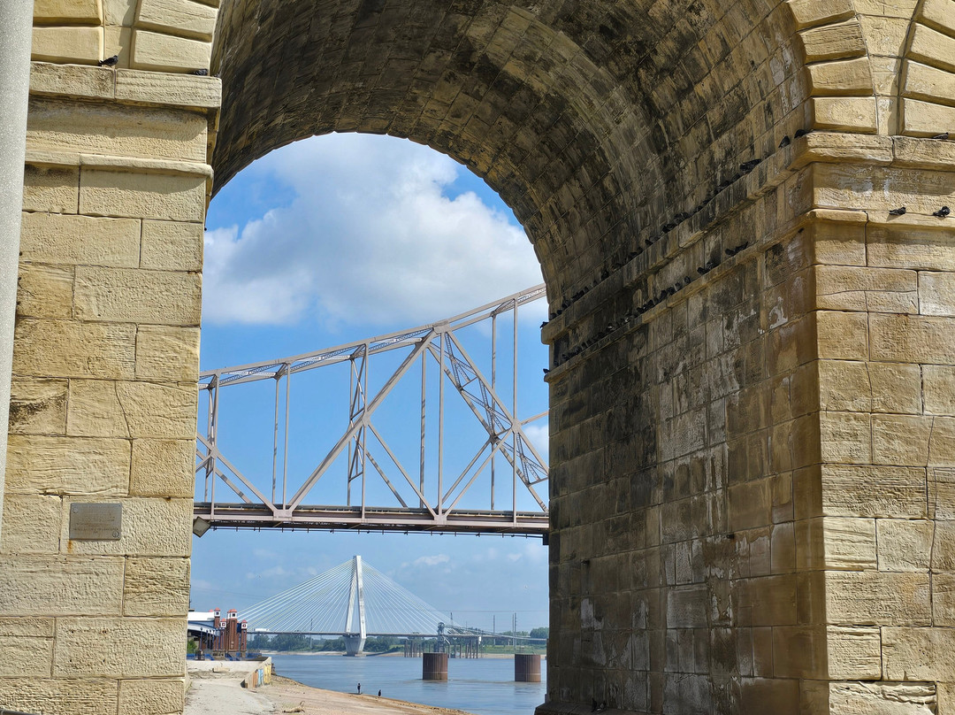Eads Bridge-圣路易斯必去景点
