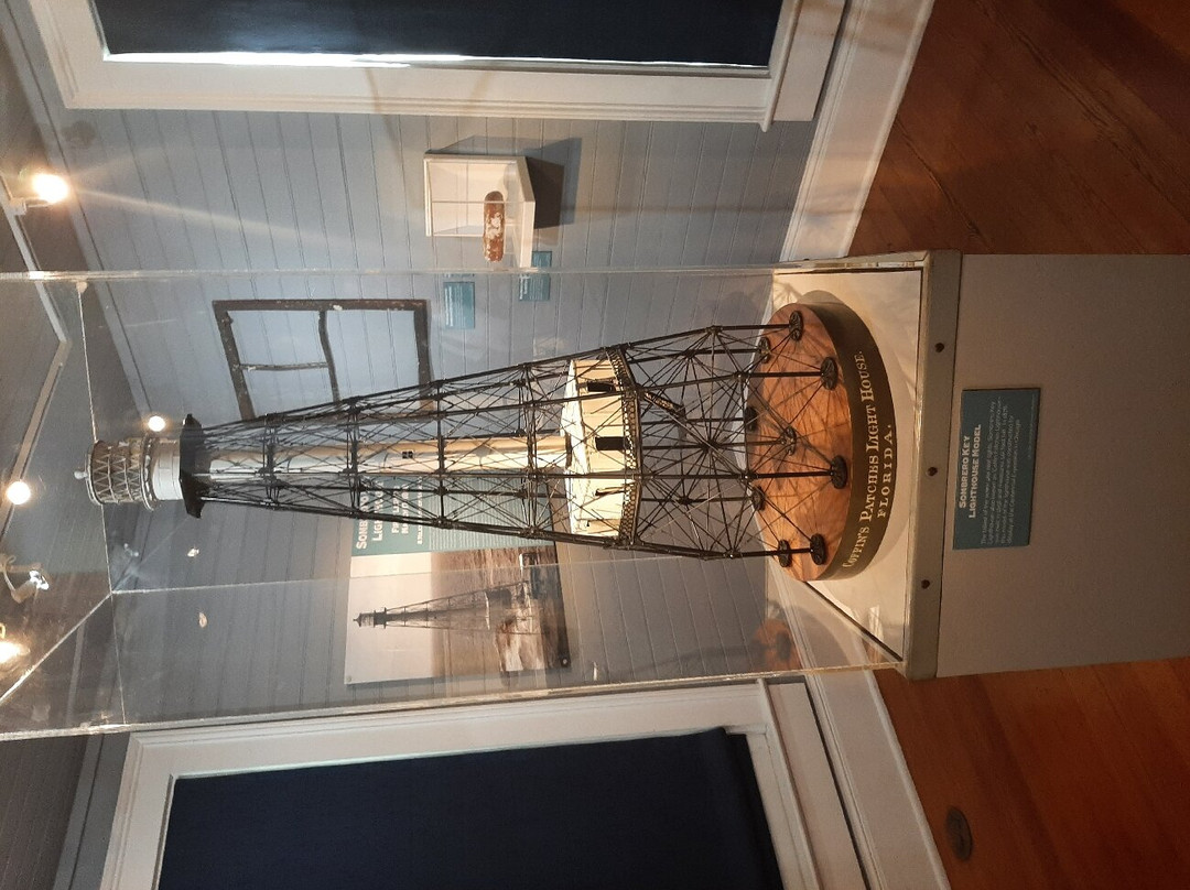 Key West Lighthouse Sunset Experience-基韦斯特必去景点