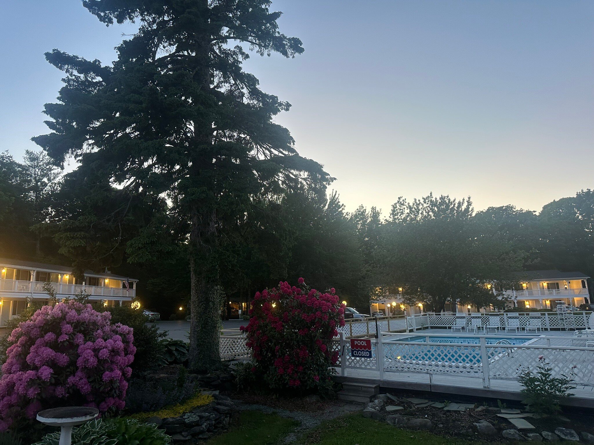 Cedar Crest Inn-官方