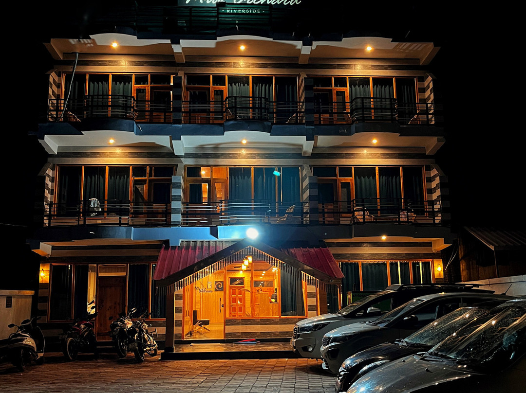 Hotel Mid Orchard Kasol - River Side