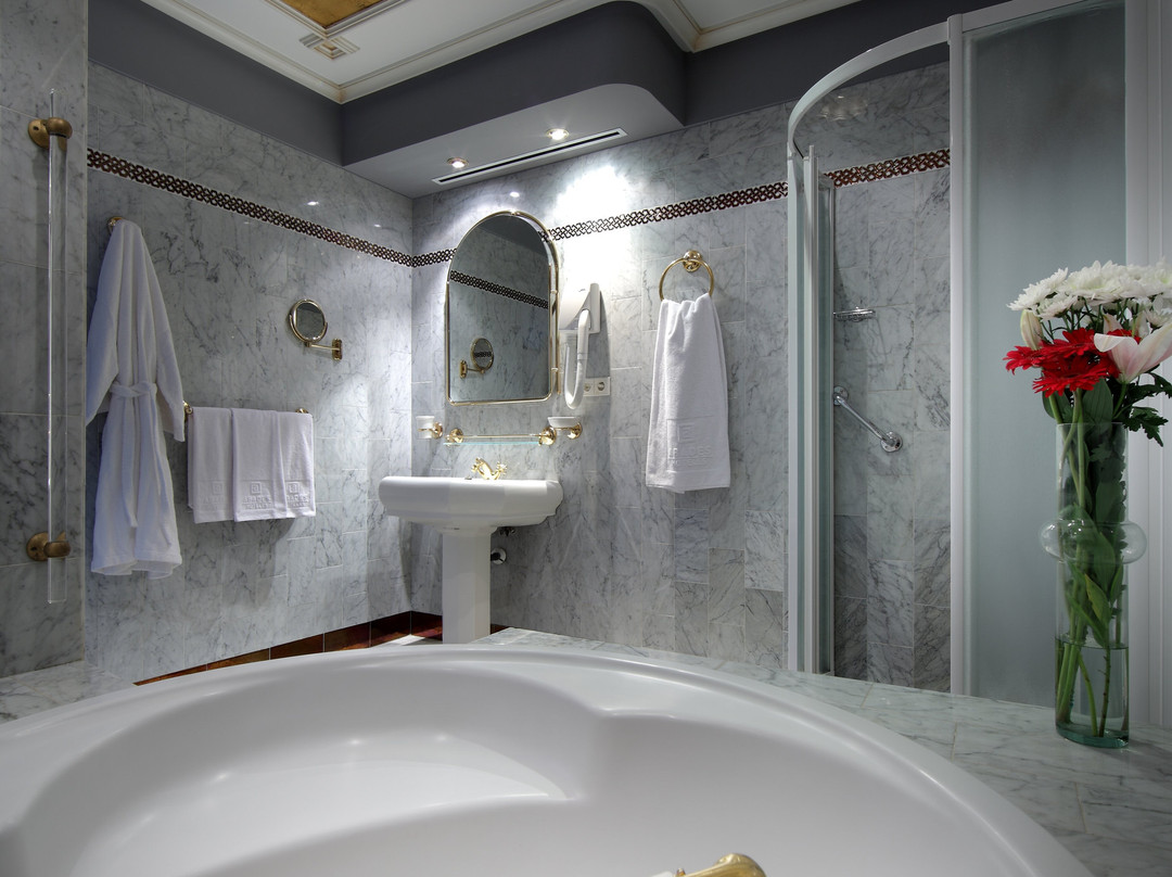 阿瓦德斯贝纳卡松酒店主图