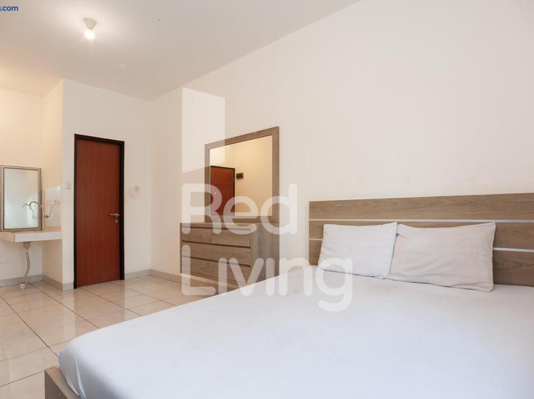 RedLiving Apartemen EcoHome - DeLouvre Tower A Suginoki