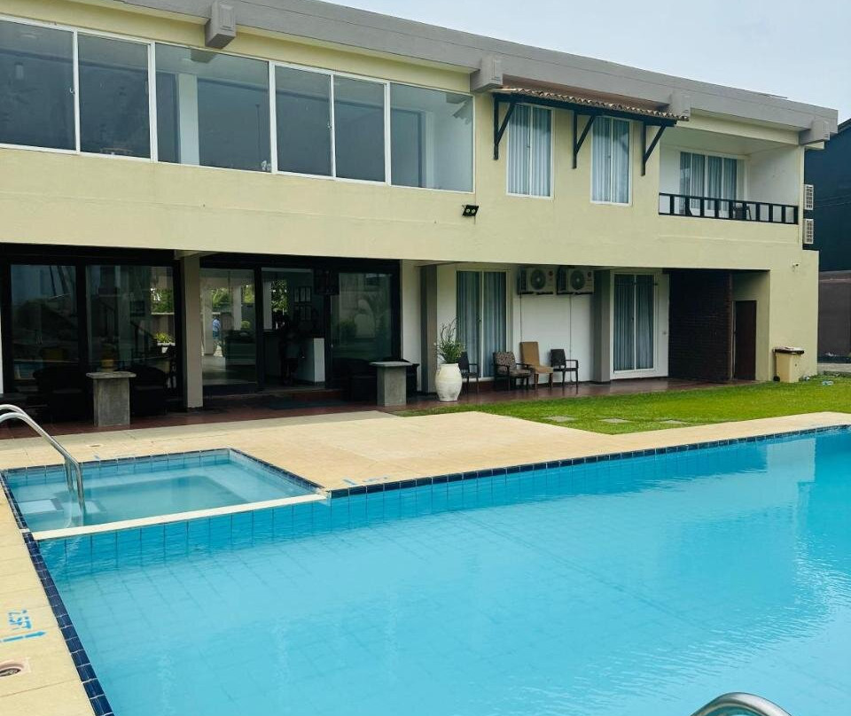 KayJay Hotels