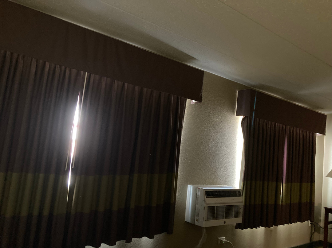 Super 8 By Wyndham Frederick主图