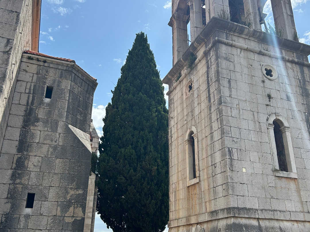 Bozic uje oil-耶尔萨必去景点