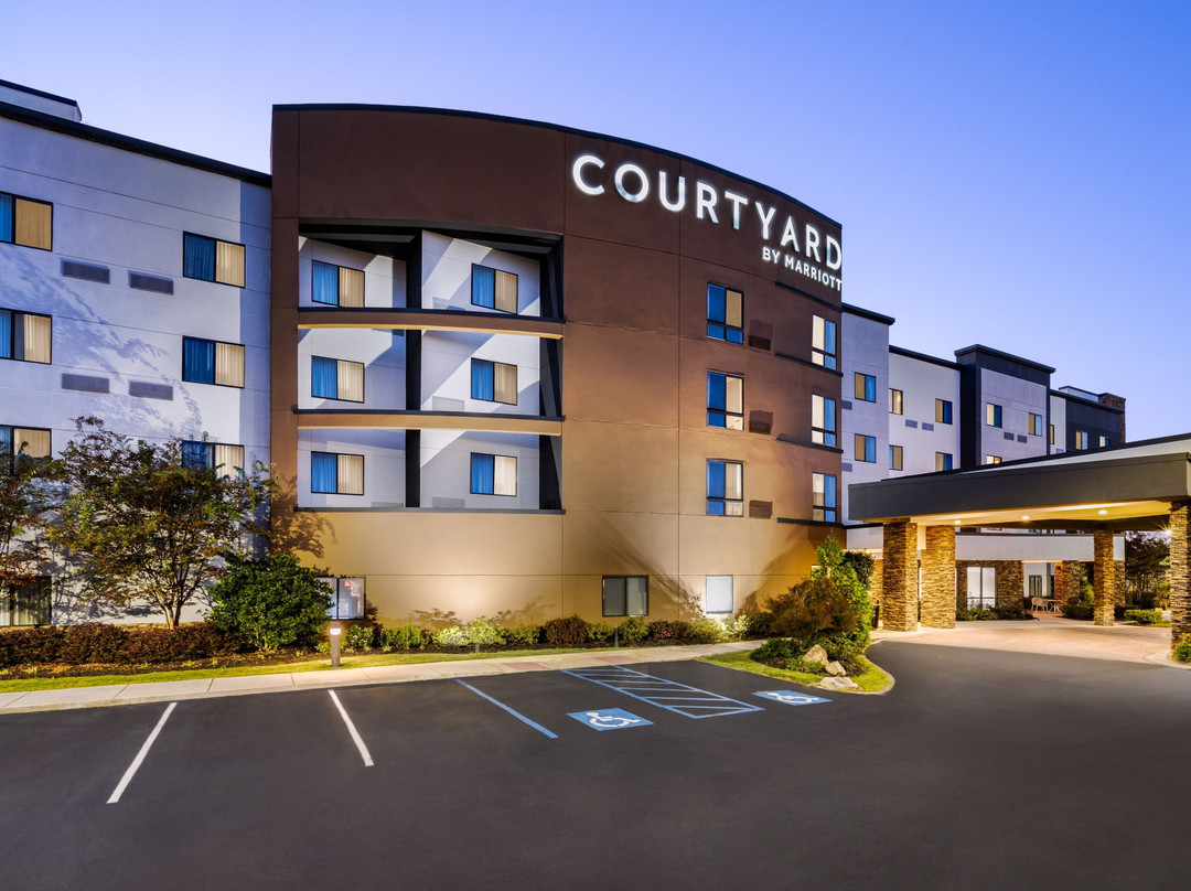 Courtyard by Marriott Auburn主图