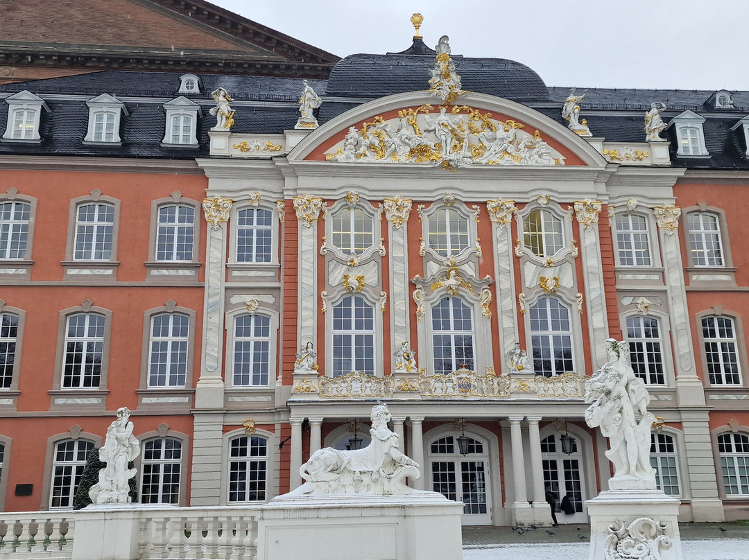 Kurfürstliches Palais-特里尔必去景点