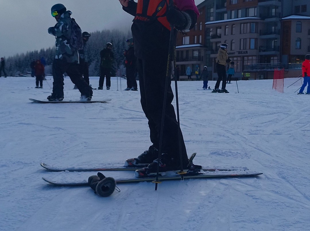 reSTART zona 82 SKI & SNOWBOARD SCHOOL-帕泊洛沃必去景点