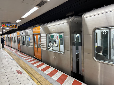 Hanshin Electric Railway Co.,Ltd.-大阪市必去景点