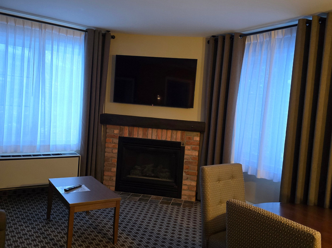 Holiday Inn Express & Suites Tremblant By IHG主图