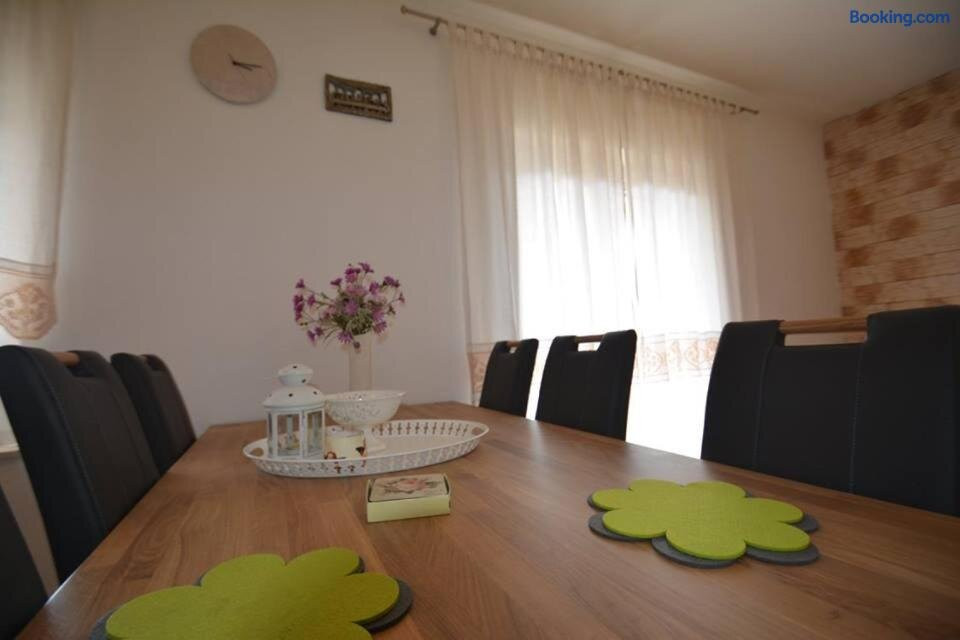 Apartmani Luka