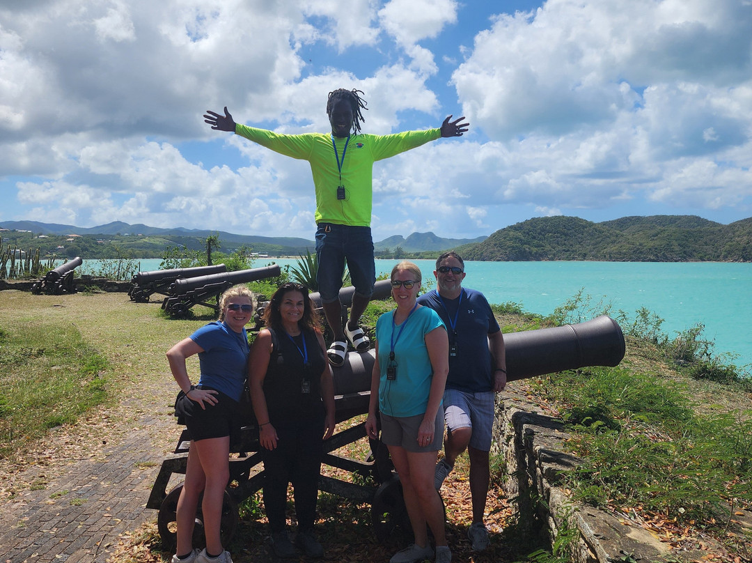 Fat Tire Electric Bike Tours-安提瓜必去景点