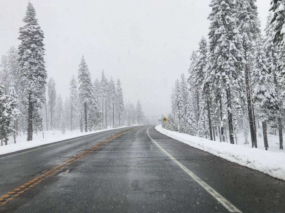 Summit View Inn主图