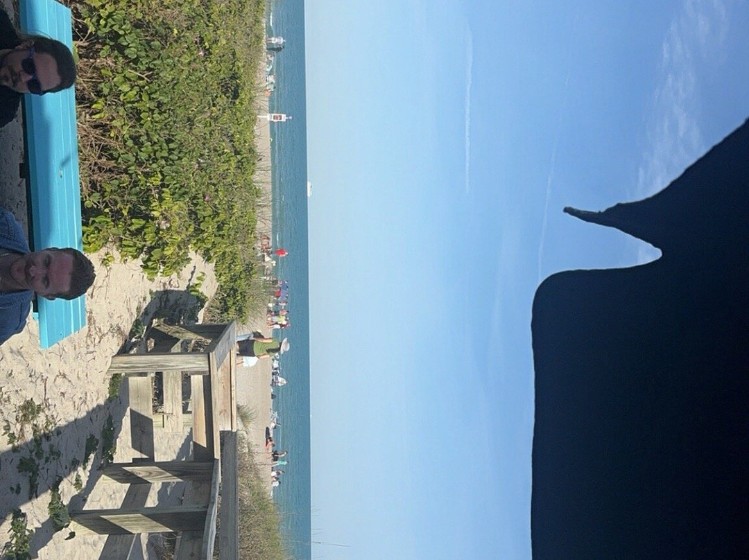 Top Shell Beachfront Bar-Singer Island必去景点