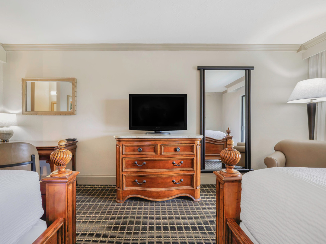 Mission Resort + Club主图