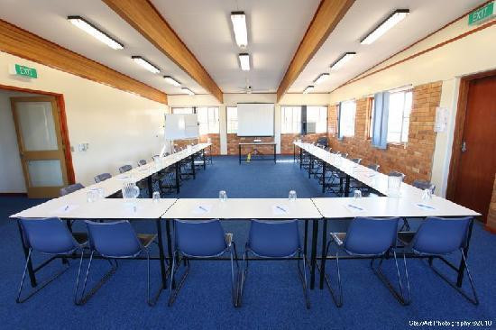 玛丽伯勒会议中心汽车酒店主图