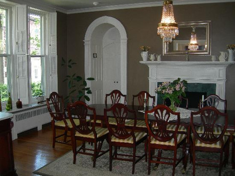 Old Waterstreet Inn主图