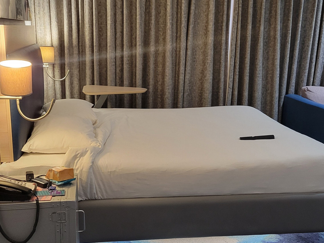 宜必思尚品伦敦希思罗机场酒店主图