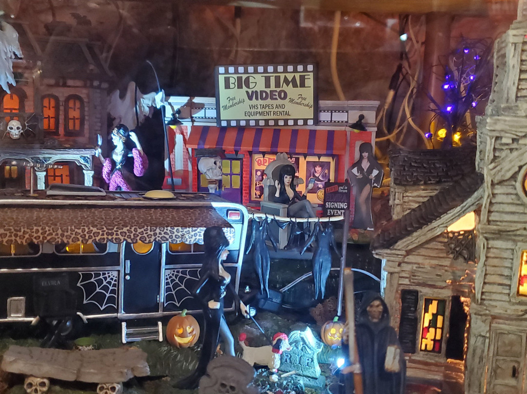 The Forget-Me-Not Factory-埃利科特城必去景点