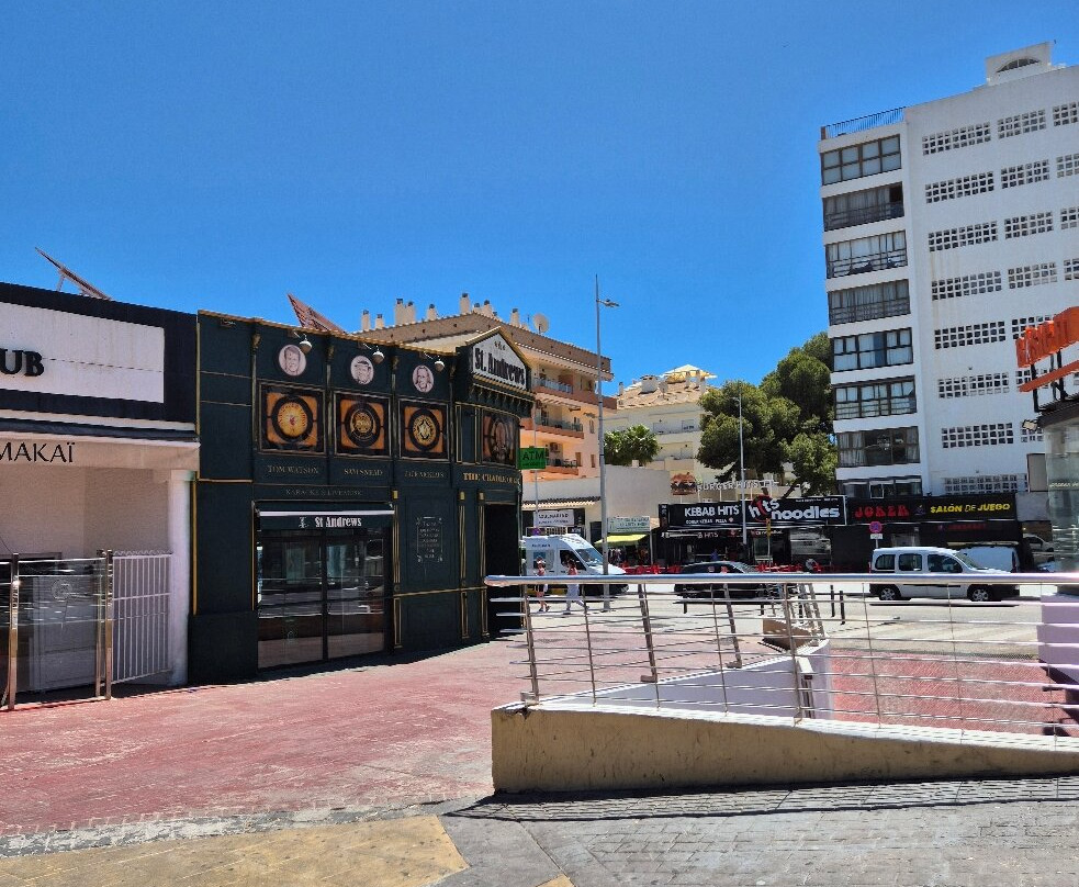 Benalmadena 24 Hour Square-班纳玛德纳必去景点