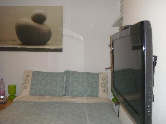 69格罗弗酒店主图