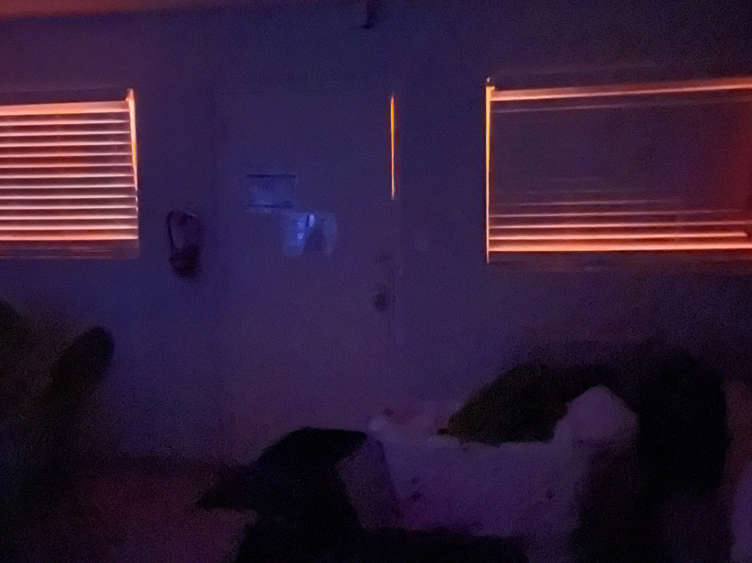 Continental Inn主图